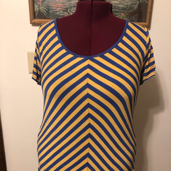 LuLaRoe Blue and Yellow Classic Tee - Picture 2 of 5
